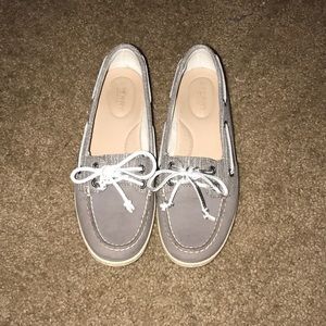 Gray Sperrys